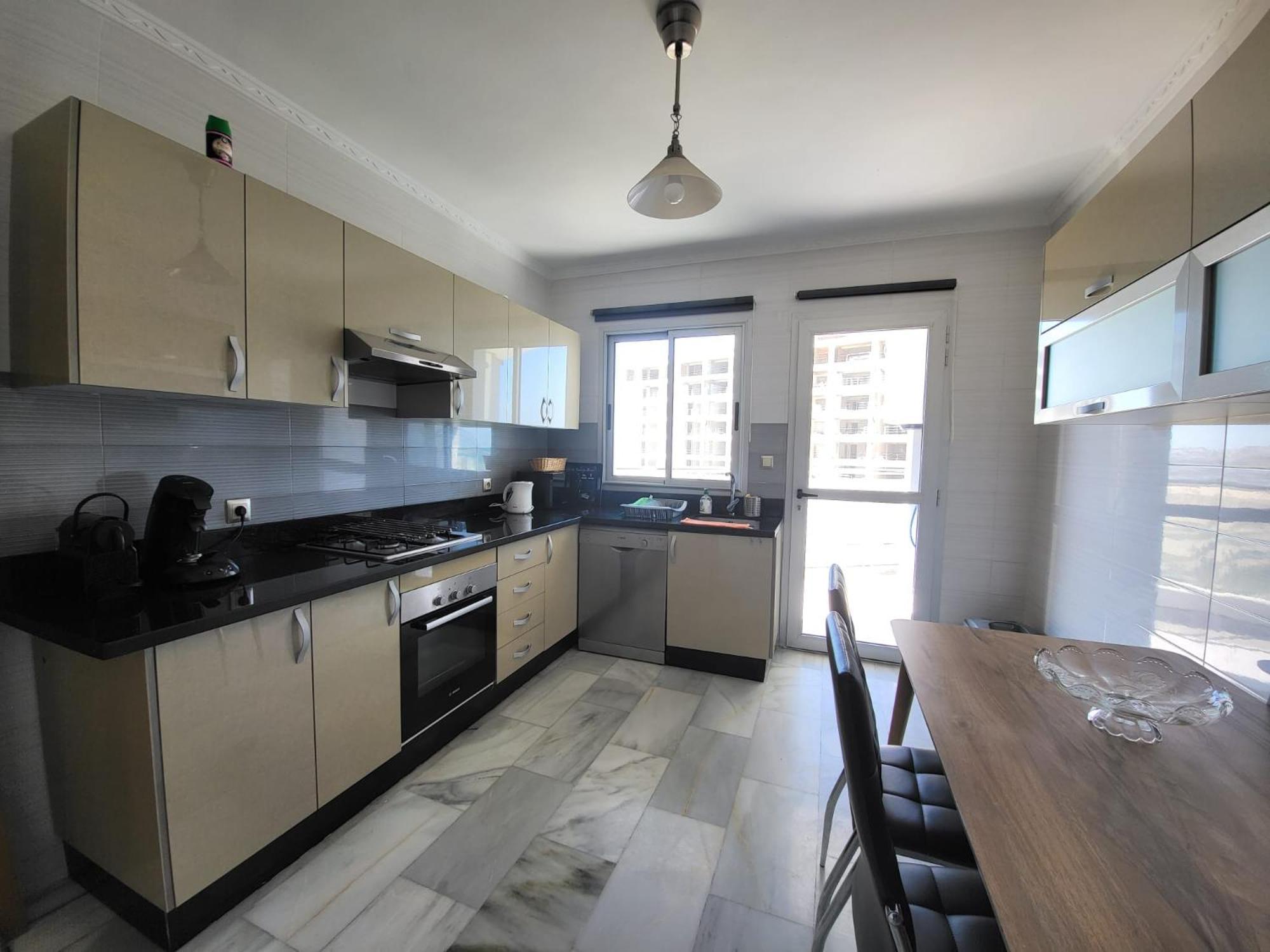 Mont Blanc :Appartement, Vue Sur Mer A 2 Minutes De La Gare. Tanger Buitenkant foto